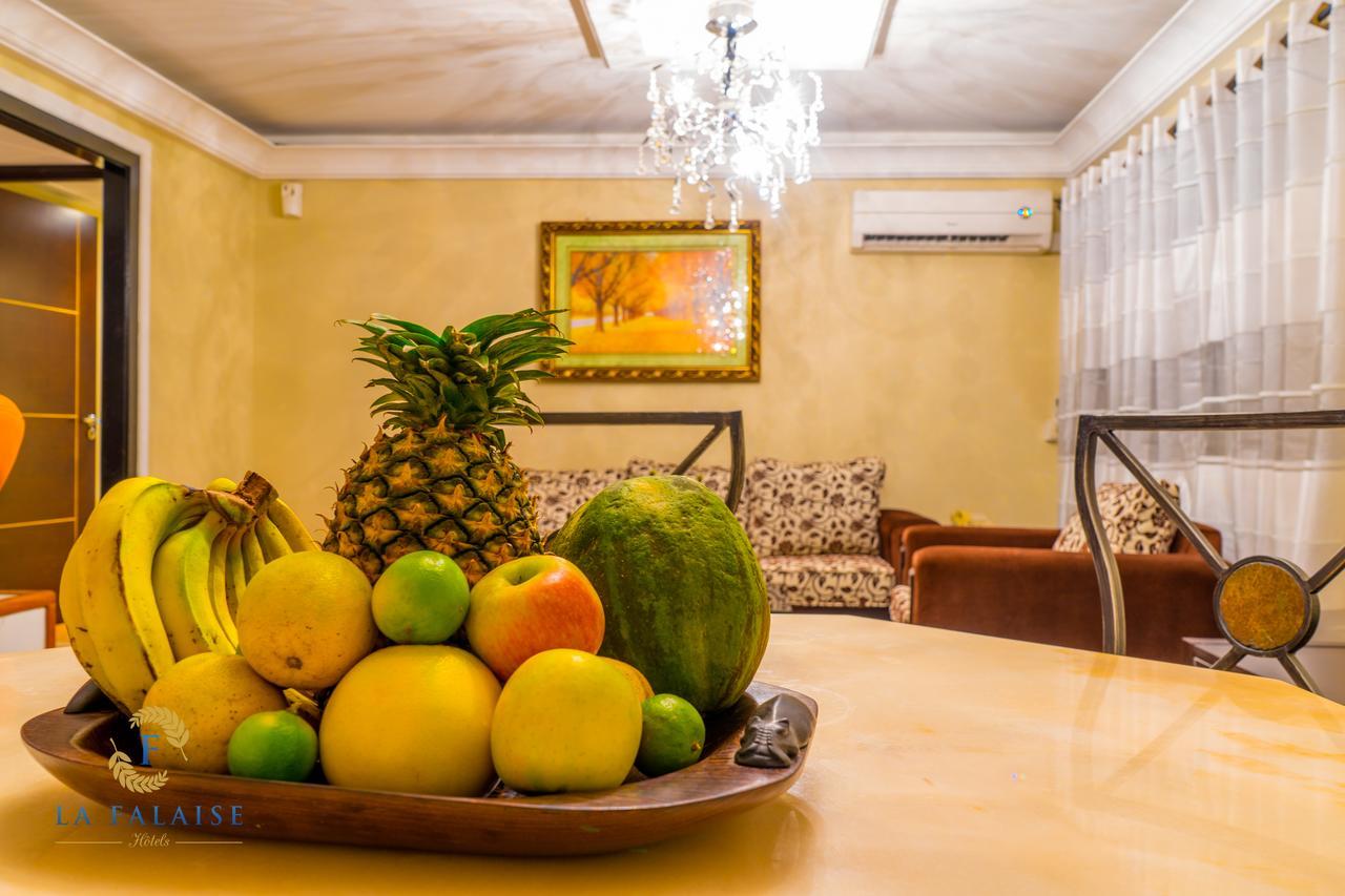 Hotel Résidence La Falaise Douala Exterior foto
